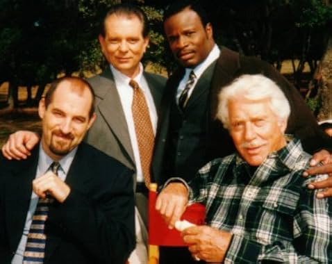 LugaTv | Watch The Visitor seasons 1 - 1 for free online