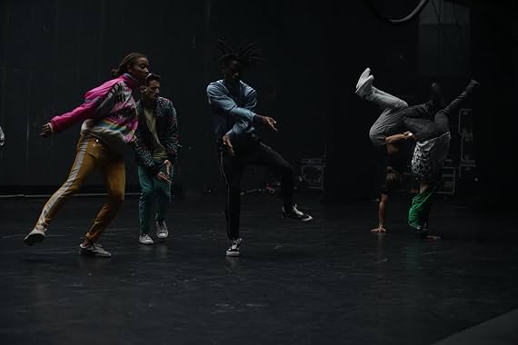 LugaTv | Watch Lets Dance for free online